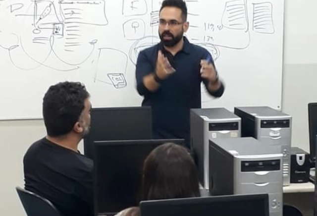 Nome do Evento vem aqui em até 3 linhas